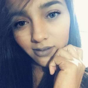Meet your Posher, Mayra